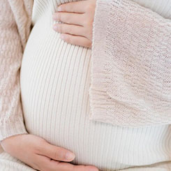 相比之下，🎺㊗Alp🚧habet此前🥾🎽对去年的总🇮🇱🏞泰国试管助孕机构